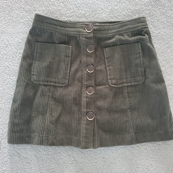Zara Dresses & Skirts - Zara Corduroy Skirt Size XS